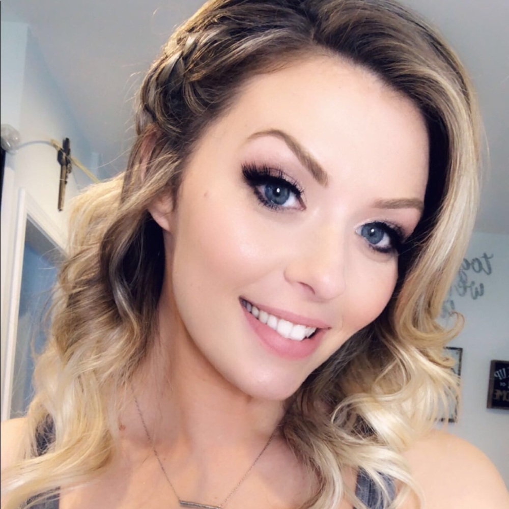 Meet your Posher, Deeann